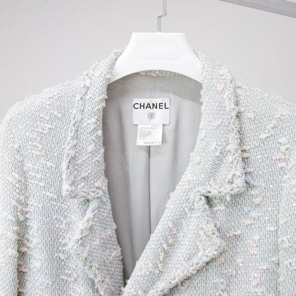 Chanel 07C Double Breasted Tweed Coat - Picture 4 of 16